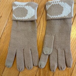 Coach Signature Knit Tech Gloves